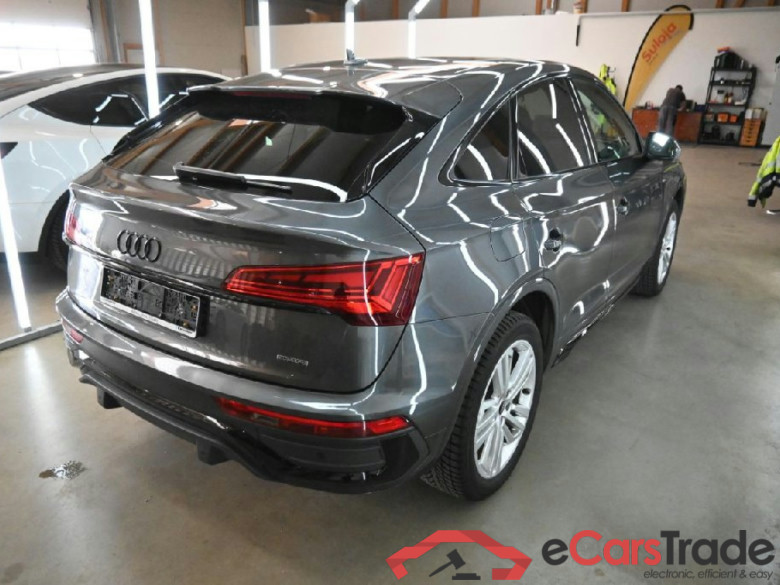 AUDI Q5 Sportback 50 TFSIe Sportback quattro S tronic S line 5d 195kW #2