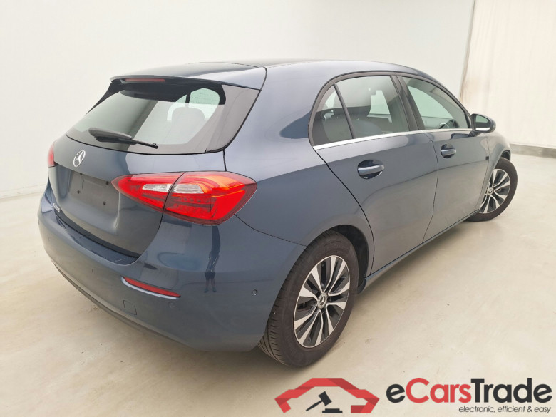 Mercedes, A-Class '18, Mercedes-Benz A-Klasse A 200 Business Solution 5d #4