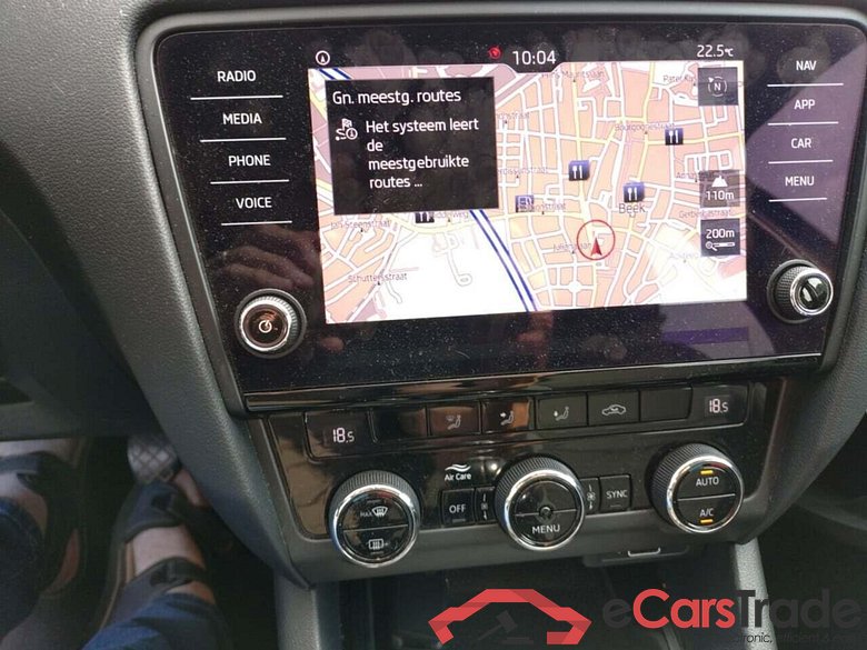 SKODA Octavia Combi 1.0 TSI Greentech Ambition Business #6