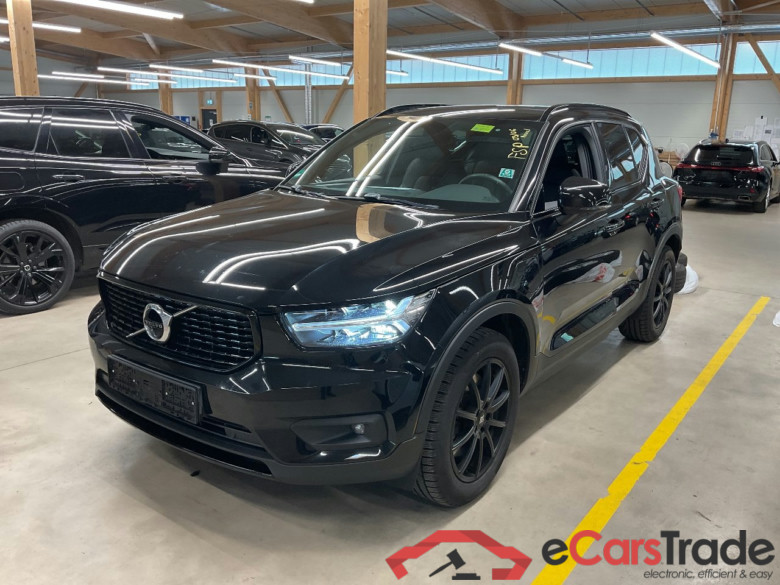 XC40 R Design Recharge Plug-In Hybrid 2WD 1.5 T5 192KW AT7 E6d #1