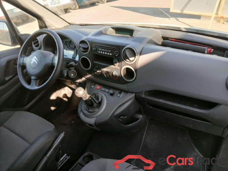 CITROEN Berlingo / 2015 / 3P / furgón derivado de turismo BlueHDi 74KW (100CV) #3