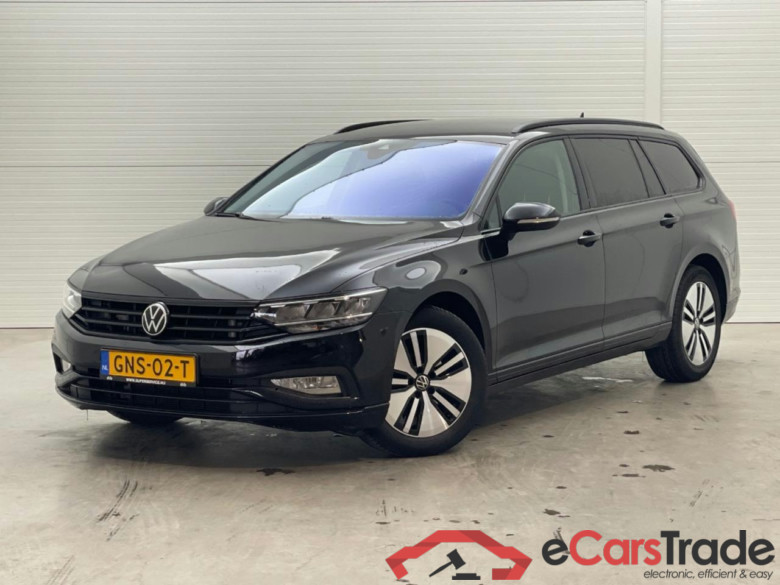 VOLKSWAGEN Passat Variant 2.0 TSI R-Line Business + #1