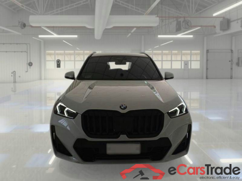 BMW X1 / 2022 / 5P / SUV SDRIVE 18D MSPORT DCT #6