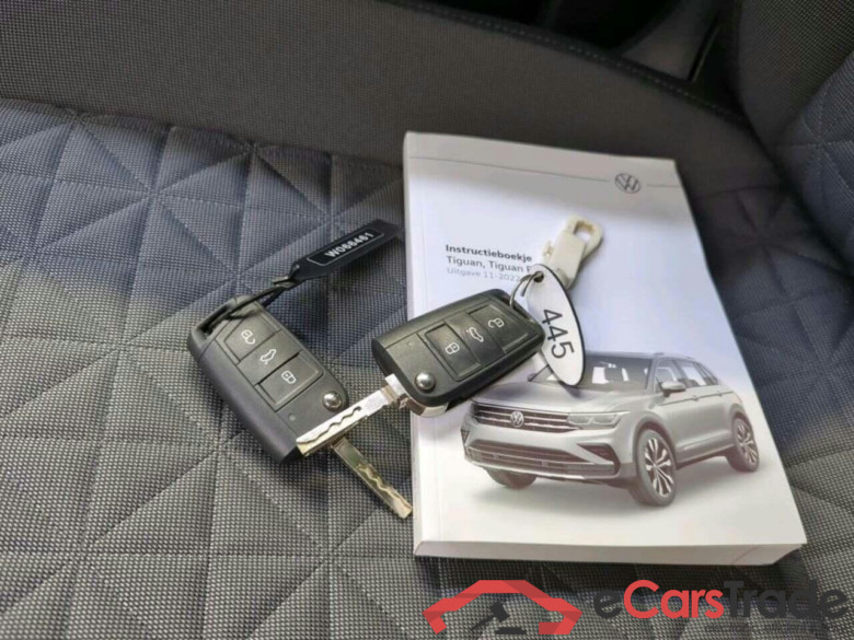 VOLKSWAGEN Tiguan 1.5 TSI Life #5