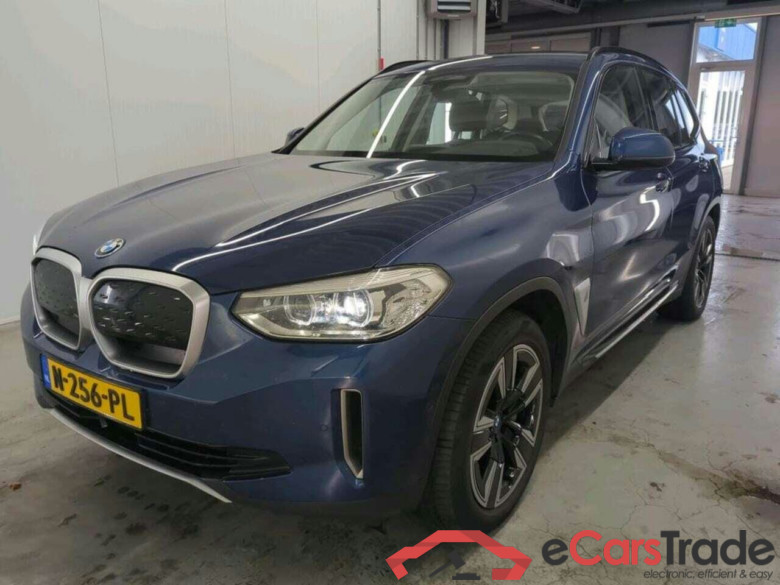 BMW iX3 Executive #1