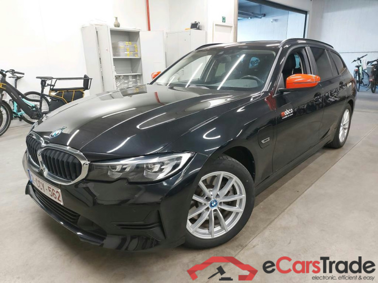 BMW - BMW 3 TOURING 320e 204PK Pack Business Plus With Vernasca Heated Seats Front & Rear & Travel Pack & Boot Pack & Pano Roof  * HYBRID * #1