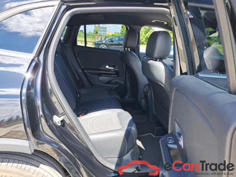 MERCEDES-BENZ GLA 1.3 GLA 250 E DCT BUSINESS SOLUTION #6
