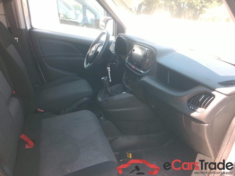DOBLO CARGO 1.6MJT 105PRO LOUN #5