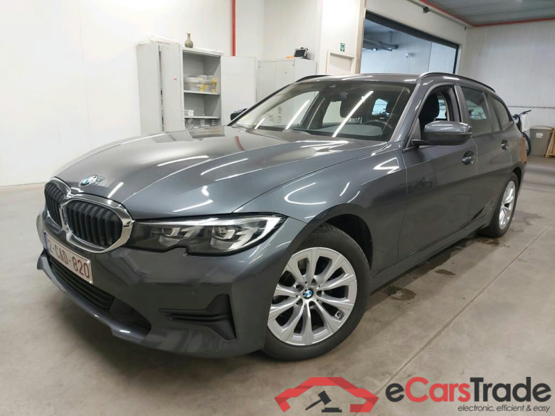 BMW - BMW 3 TOURING 318d 136PK Business Edition With Climatic & Navigation & Cruise Control & PDC Front & Rear #1