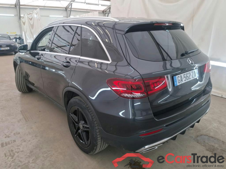 MERCEDES-BENZ GLC / 2019 / 5P / SUV 2.0 GLC 300 E AMG LINE 4MATIC #2