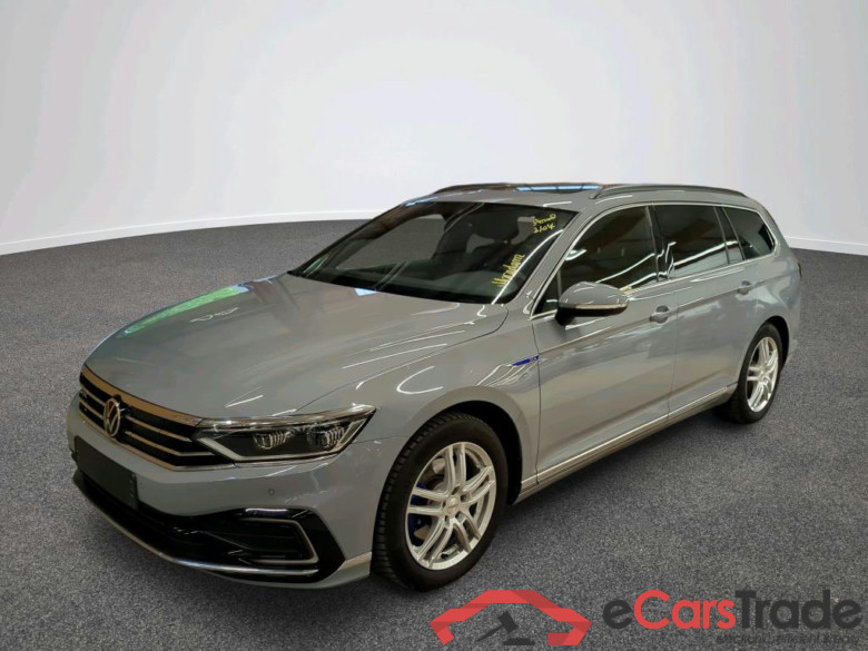 Passat Variant GTE 1.4 TSI 160KW AT6 E6d #1