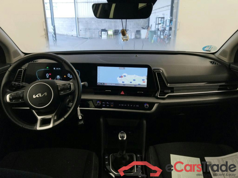 KIA Sportage / 2022 / 5P / todoterreno 1.6 T-GDi MHEV 110kW (150CV) Drive 4x2 #3