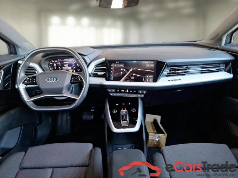 AUDI Q4 E-TRON / 2021 / 5P / SUV 50 E-TRON QUATTRO S LINE EDITION #3