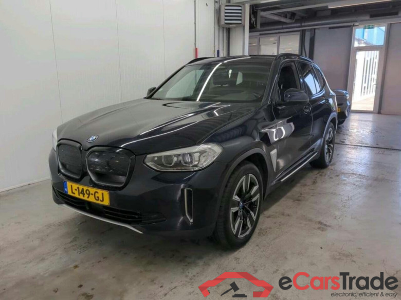 BMW iX3 Executive #1