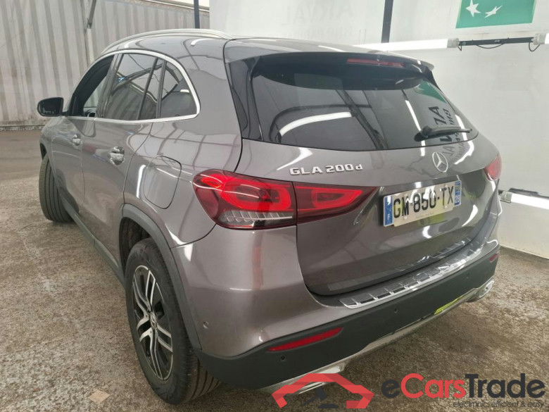 MERCEDES-BENZ GLA / 2020 / 5P / SUV 2.0 GLA 200 D BUSINESS LINE DCT #2