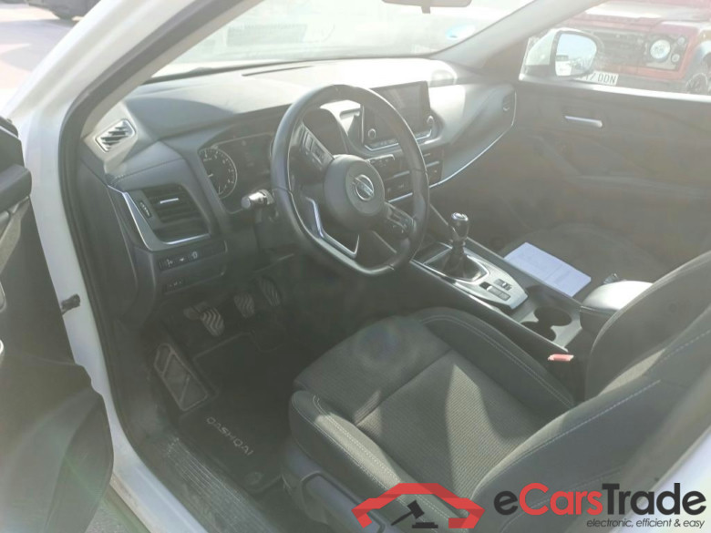 NISSAN QASHQAI / 2021 / 5P / todoterreno DIG-T 103kW (140CV) mHEV 4x2 Acenta #3