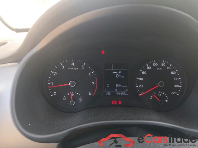KIA Stonic / 2017 / 5P / todoterreno 1.2 DPi 62kW (84CV) Concept #4