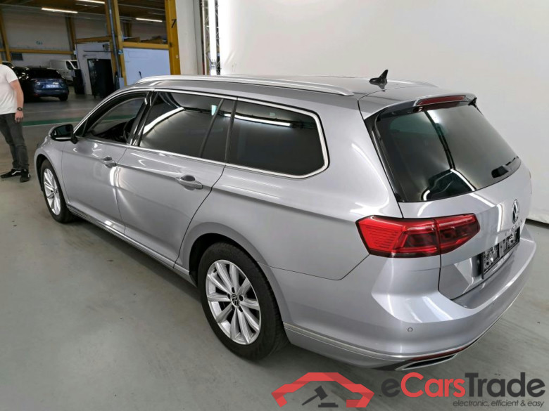 VOLKSWAGEN PASSAT VARIANT 2.0 TDI SCR MSQ 147KW VARIANT ELEGANCE #4