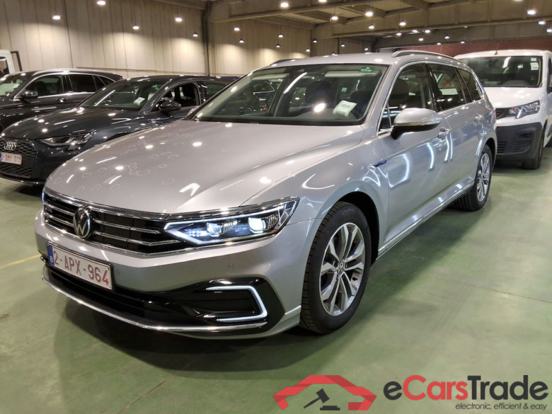 VOLKSWAGEN PASSAT VARIANT GTE - 2020 1.4 TSI PHEV GTE Business DSG #1