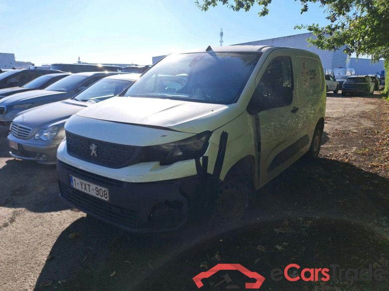 PEUGEOT - PEU PARTNER BHDi 102PK Light L1                ***                TOTAL LOSS               ***              Light Premium With Conenct Nav & Towing Hook #1