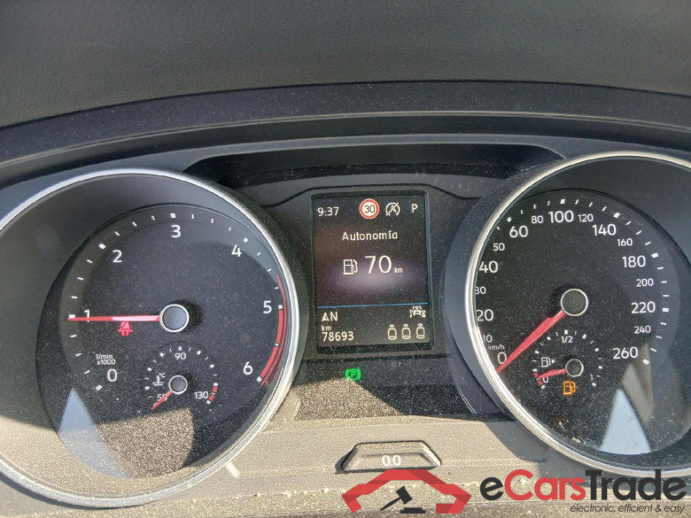 VOLKSWAGEN Tiguan / 2020 / 5P / todoterreno Life 2.0 TDI 110kW (150CV) DSG #4