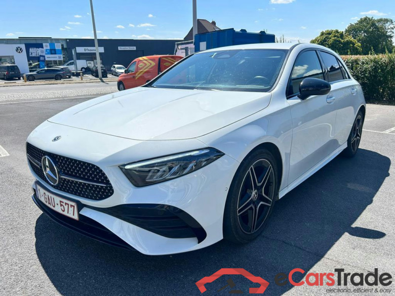 MERCEDES-BENZ A 180 d AMG Line #3