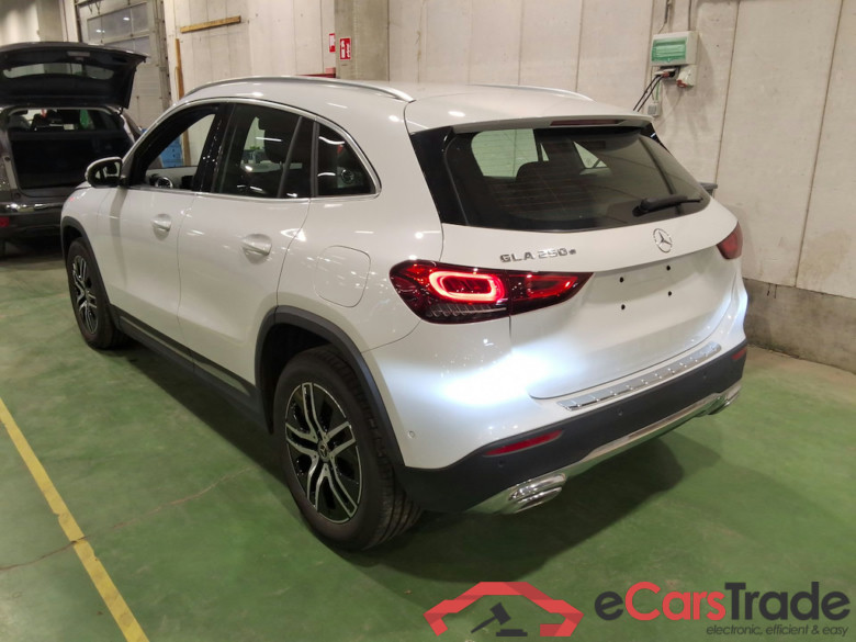MERCEDES-BENZ GLA 1.3 GLA 250 E DCT BUSINESS SOLUTION #2