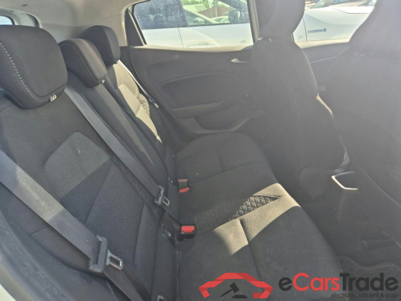 RENAULT Clio / 2019 / 5P / berlina con portón Intens TCe 67 kW (91CV) #6