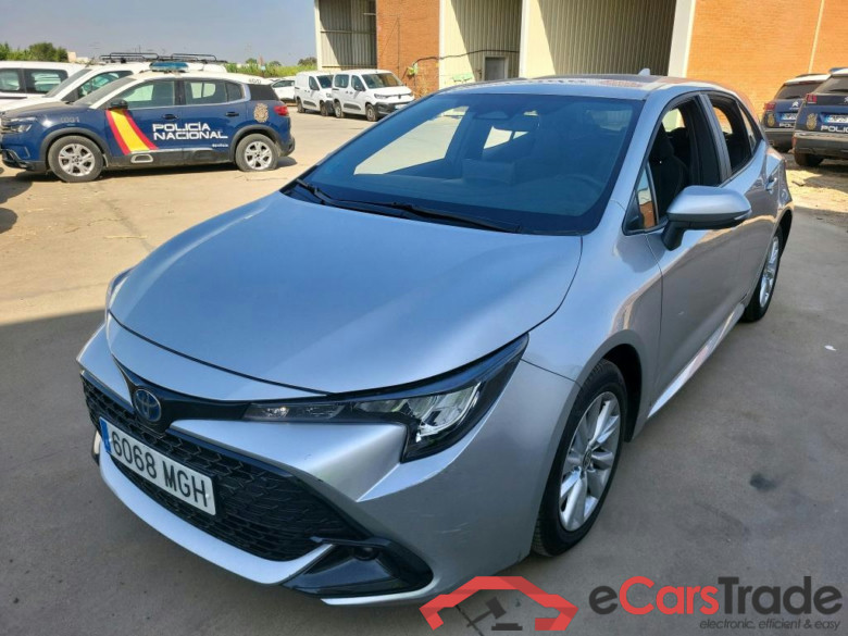 TOYOTA Corolla / 2019 / 5P / berlina con portón 140H Active Plus #1
