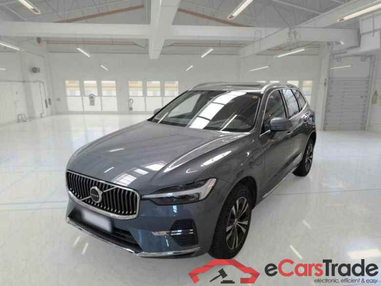 VOLVO XC60 / 2021 / 5P / SUV T6 PLUG-IN AWD AUTO CORE