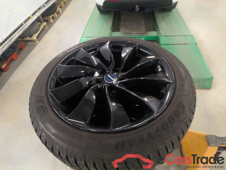 Tesla Model Y LR Arval Ed.AWD #5