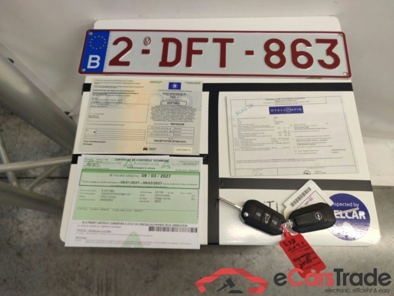 Opel Combo 1.5 Turbo 75kW 2.3T L2H1 Edition 4d #4