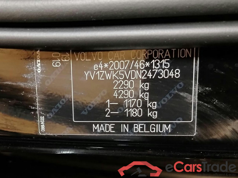V60 Kombi Momentum Pro 2.0 B4 145KW AT8 E6d #5