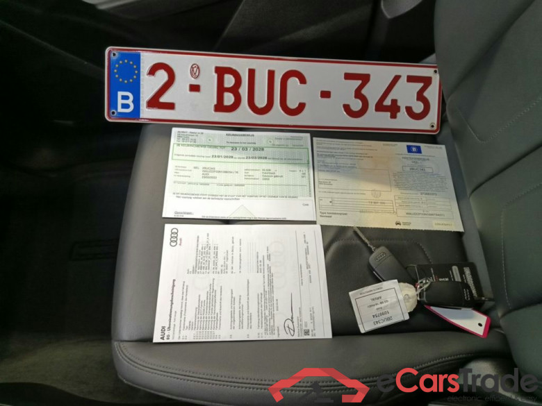 Audi Q3 Sportback 45 TFSI e S tronic S Line 5d #4