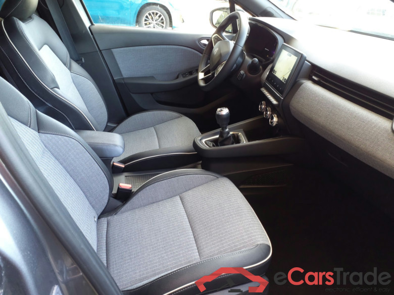 RENAULT Clio RENAULT Clio TCE 90 CV techno  BVM #5