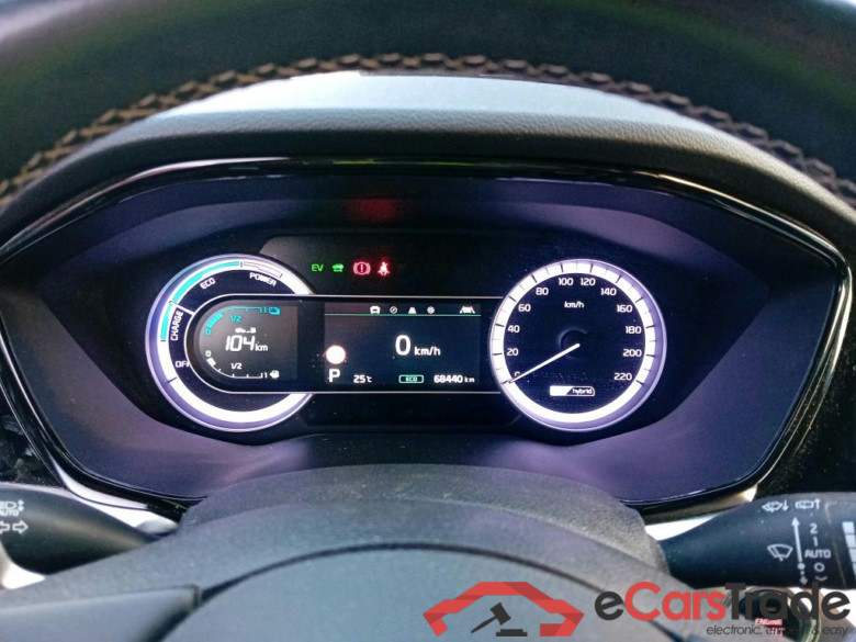 KIA Niro / 2019 / 5P / crossover 1.6 GDi HEV 104kW (141CV) Emotion (AC) #4