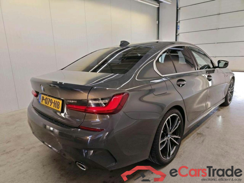 BMW 3-serie 318i BnsEdPl #2