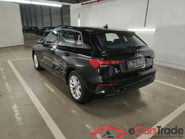 Audi A3 Sportback A3 Sportback 2.0 30 TDi S tronic Attraction B.E. 85kW/116pk  5D/P Auto-7 #3