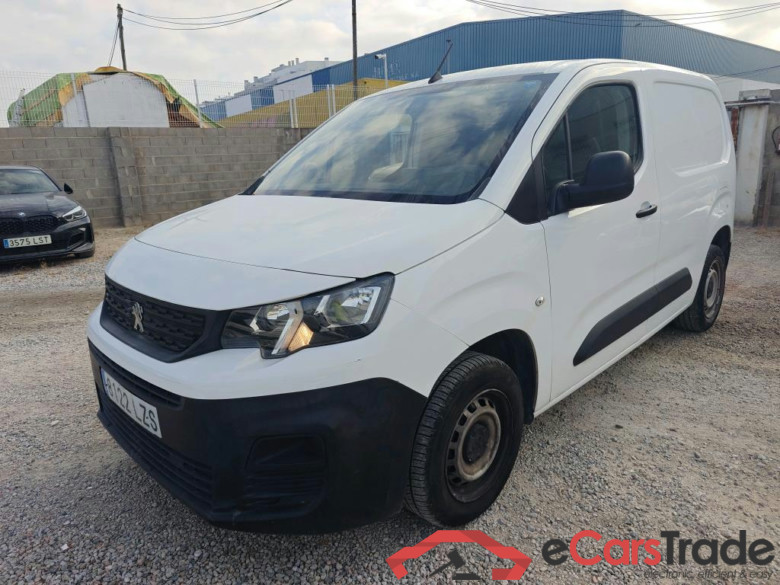 PEUGEOT Partner / 2018 / 3P / furgón derivado de turismo Pro Standard 600kg BlueHDi 73kW #1