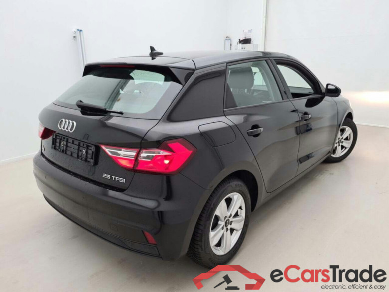 AUDI A1 1.0 25 TFSI #2