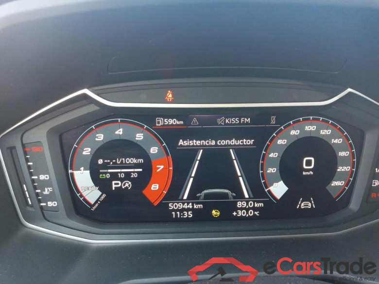 AUDI A1 / 2018 / 5P / berlina con portón Sportback Adrenalin 30 TFSI 81kW S tron(SP) #3
