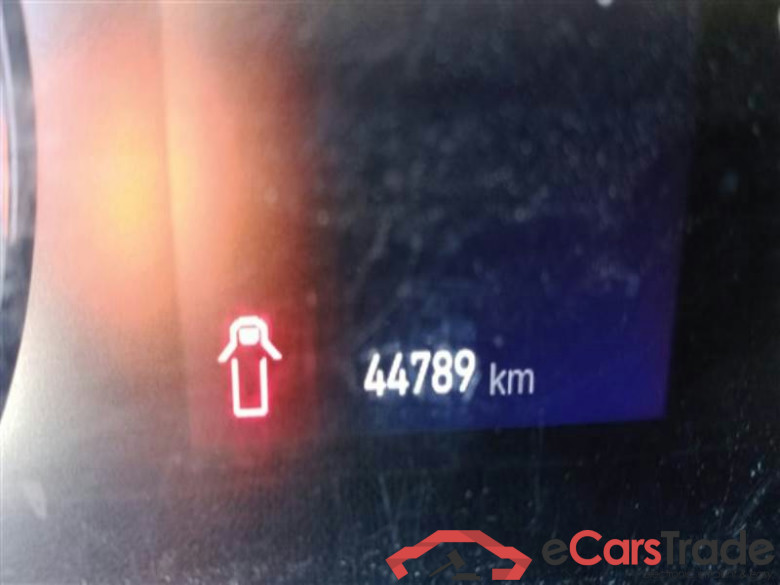 PEUGEOT BOXER / 2023 / 4P / FURGONE 2.2 BLUEHDI 120 SeS 330 L2H2 #4