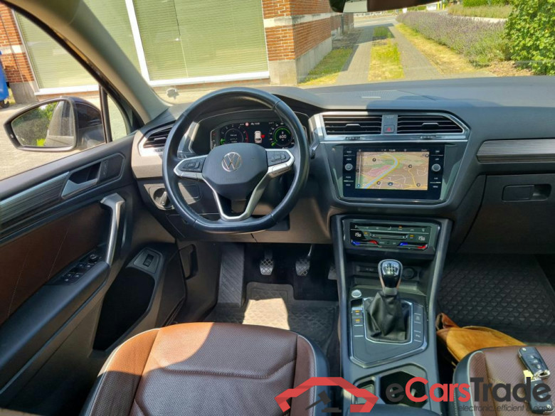 Volkswagen Tiguan Allspace 1.5 TSI Life Pano LED Virtual Ambient ACC Navi Leather KeylessGo Camera Klima PDC ... #6