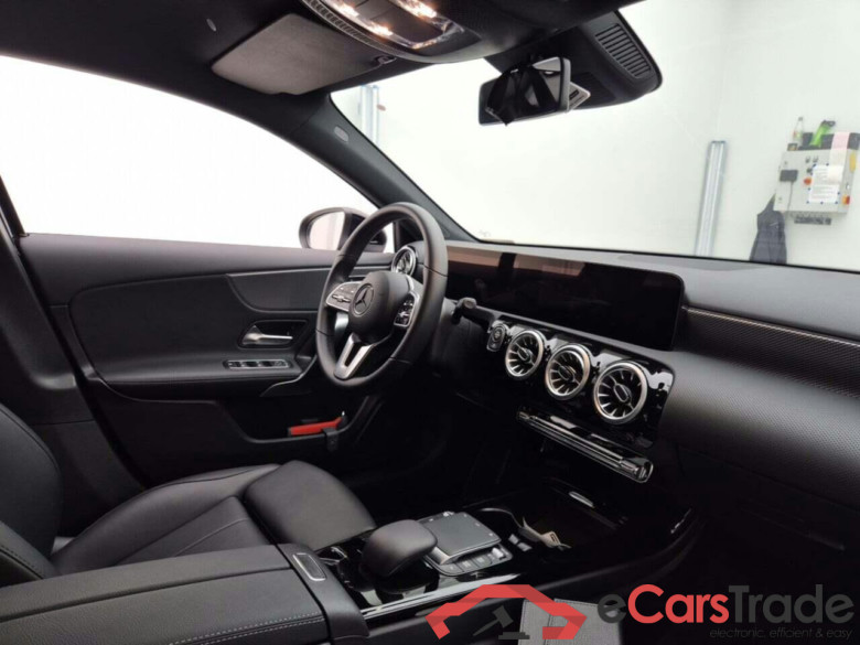 MERCEDES-BENZ A-klasse 180 Bns Sol. Luxury #3