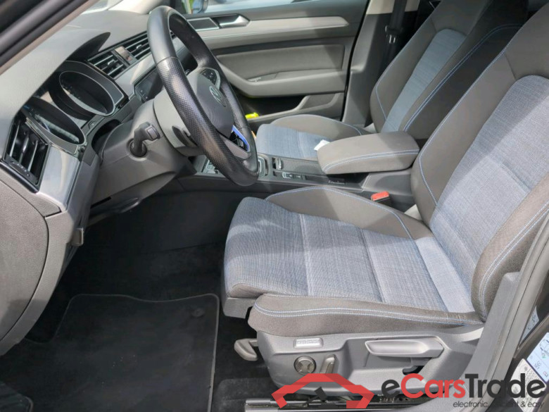 VOLKSWAGEN PASSAT VARIANT GTE - 2020 1.4 TSI PHEV GTE Business DSG #5