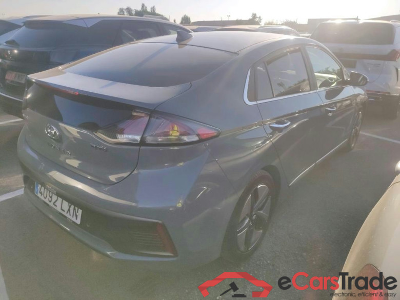 HYUNDAI IONIQ / 2019 / 5P / berlina con portón 1.6 GDI HEV Tecno DCT #2
