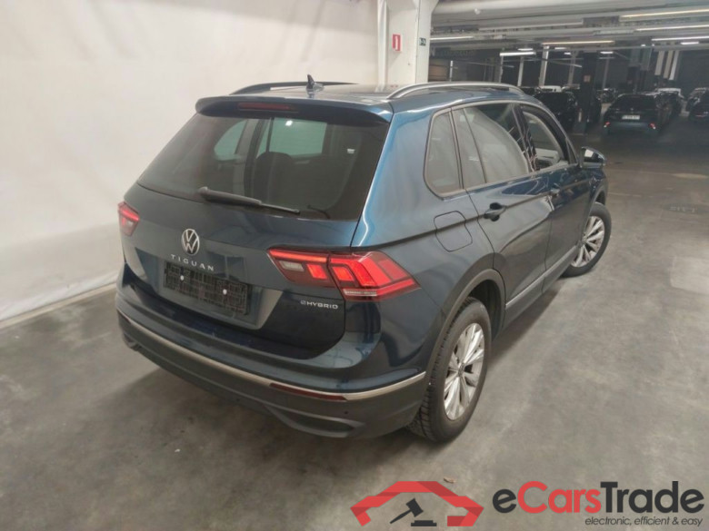 Volkswagen Tiguan 1.4 eHybrid DSG Life Business 5d #2