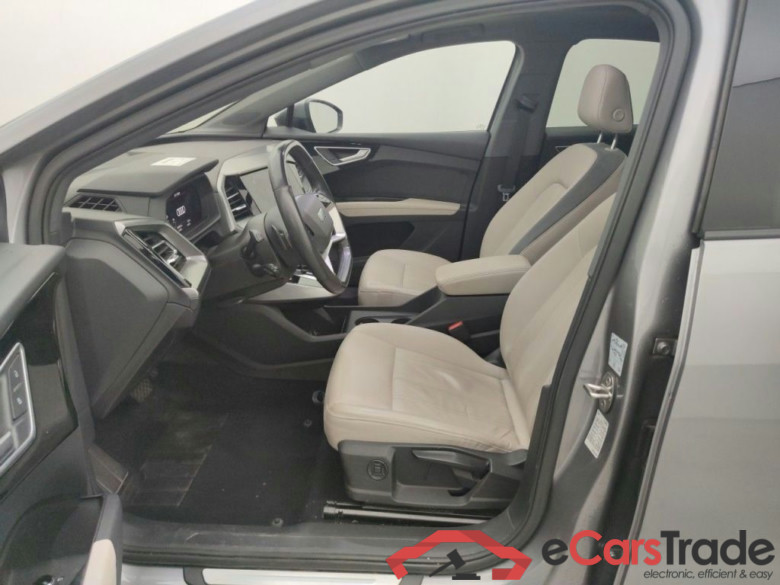 Audi Q4 Sportback e-tron 40 e-tron S Line 5d #3