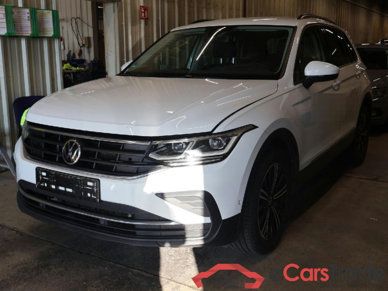 Tiguan Life 4Motion 2.0 TDI 110KW AT7 E6d #1