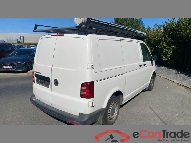 VOLKSWAGEN Transporter T6 800 Fou Swb Dsl Transporter 2.0 TDi SCR BMT #4